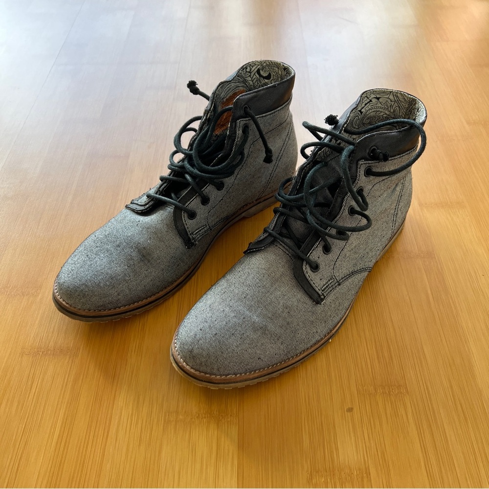 Sneaky Steve 9.5US/43EU Chukka Hi-top (Like New)